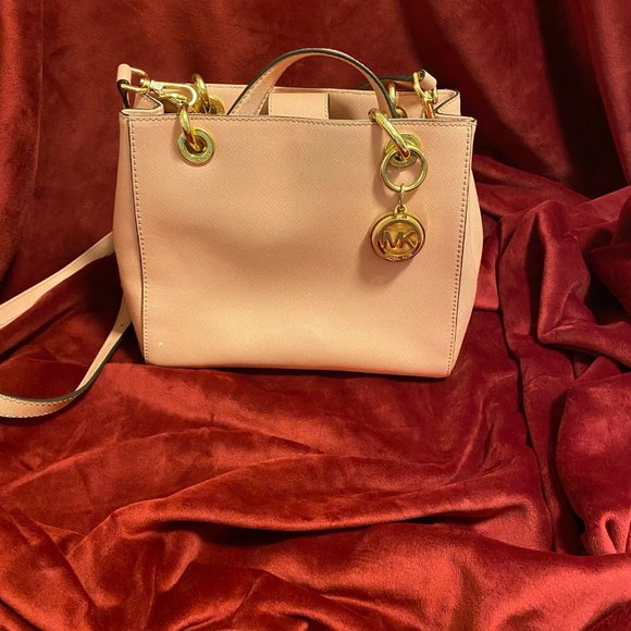 Michael Kors Handbag - Picture 1 of 3